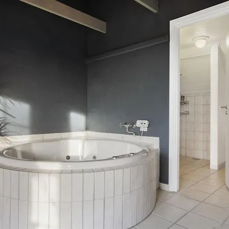 Krok - 1-2km From The Sea In Lolland- Falster And Mon By Interhome * Boto By